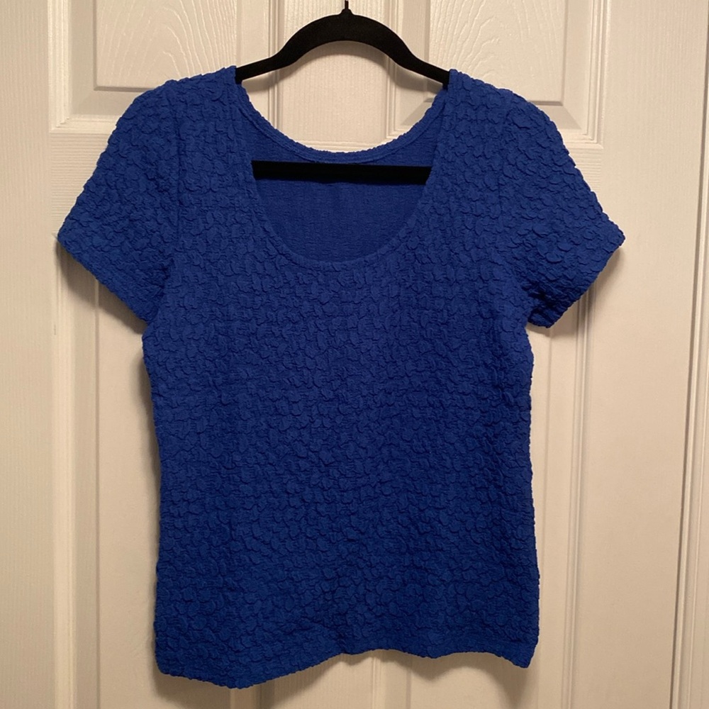 Ugerlov Blue Textured Top…size M - Picture 2 of 5